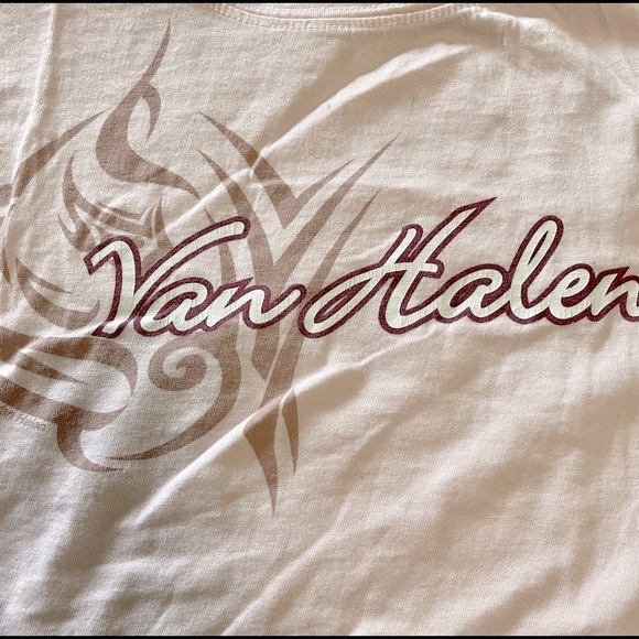 🎸 Vintage 2007 Pink Van Halen Concert T-shirt - Picture 3 of 7